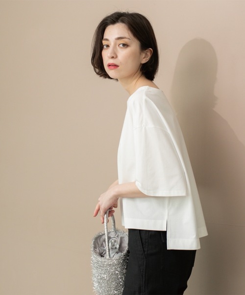 OPAQUE.CLIP(オペークドットクリップ)の「◆ボートネックショートTシャツ【洗濯機洗い可】(Tシャツ/カットソー・レディース・ホワイト/ブラック/チャコールグレー/ブルー・38/40/42)」の9枚目の写真