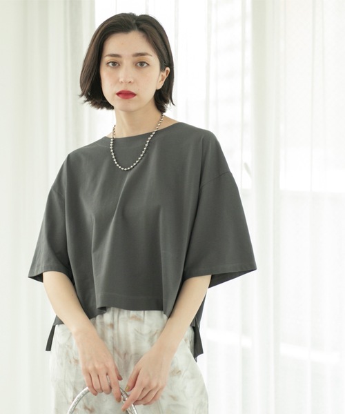 OPAQUE.CLIP(オペークドットクリップ)の「◆ボートネックショートTシャツ【洗濯機洗い可】(Tシャツ/カットソー・レディース・ホワイト/ブラック/チャコールグレー/ブルー・38/40/42)」の14枚目の写真