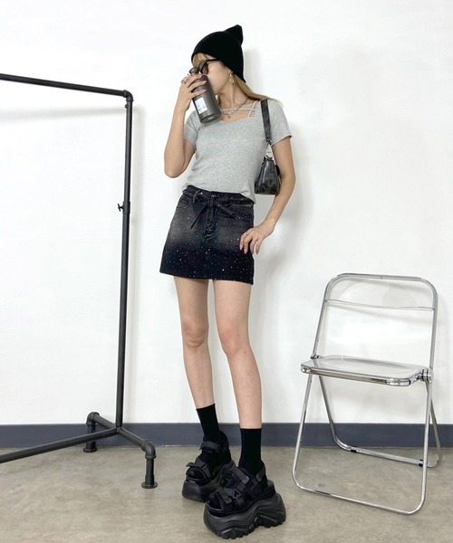 non-hedge(ノンヘッジ)の「リブハートネッククロスショート丈Tシャツ(Tシャツ/カットソー・レディース・ブラック/オフホワイト/グレー/ピンク・FREE)」の5枚目の写真