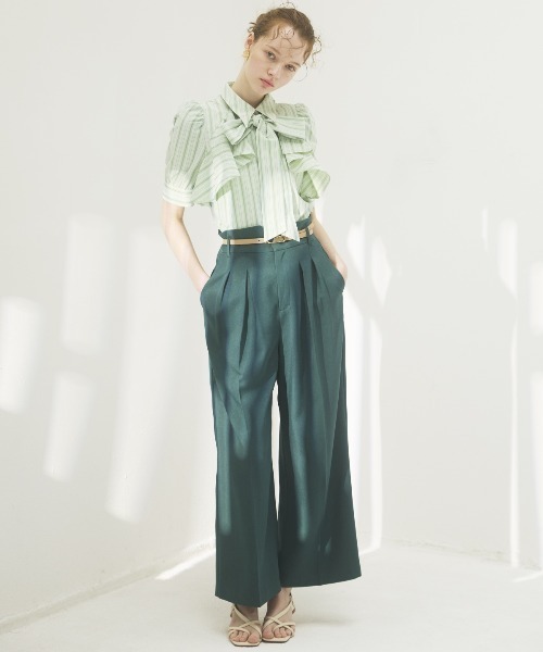 AND COUTURE(アンドクチュール)の「ビジューボタンストライプフリルブラウス(シャツ/ブラウス・レディース・グリーン系その他/ホワイト系その他/ブルー系その他/ホワイト系その他6・FREE)」の8枚目の写真