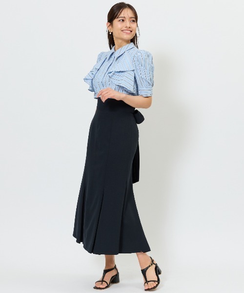 AND COUTURE(アンドクチュール)の「ビジューボタンストライプフリルブラウス(シャツ/ブラウス・レディース・グリーン系その他/ホワイト系その他/ブルー系その他/ホワイト系その他6・FREE)」の15枚目の写真