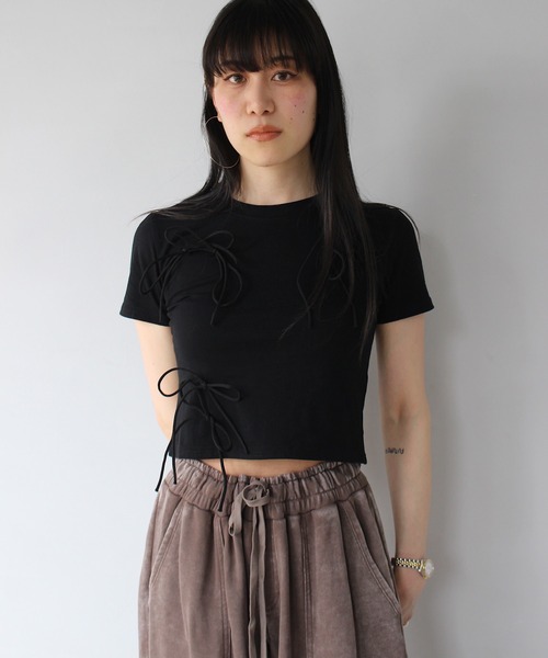 SANSeLF(サンセルフ)の「【SANSeLF】フロントリボントップス sanw25s075(その他トップス・レディース・グレー/ブラック/ホワイト・FREE)」の2枚目の写真