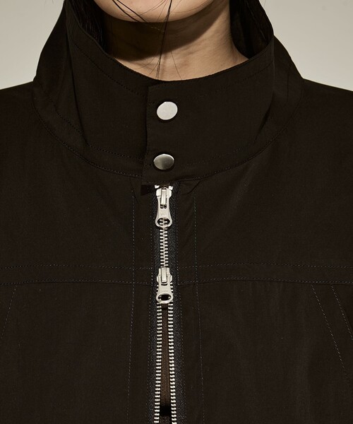 STUDIOUS(ステュディオス)の「【STUDIOUS/ステュディオス】Super Lightweight Rain Blouson/ライトウェイトレインブルゾン/撥水/超軽量(ブルゾン・レディース・ブラック/ベージュ・FREE)」の13枚目の写真