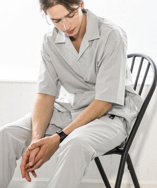 URBAN RESEARCH（アーバンリサーチ）の「『XLサイズあり』『撥水』SOLOTEX STRETCH SHORT-SLEEVE SHIRTS（シャツ/ブラウス・メンズ・ネイビー/ブラック/グレー系その他・MEDIUM/LARGE/X-LARGE）」の4枚目の写真