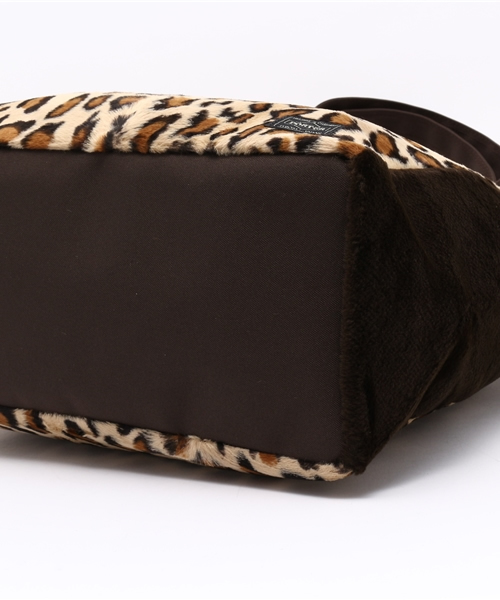 HEAD PORTER（ヘッドポーター）の「MOMBASA/SHOPPING BAG (L)（トートバッグ・メンズ・その他1/レオパード・FREE）」の5枚目の写真