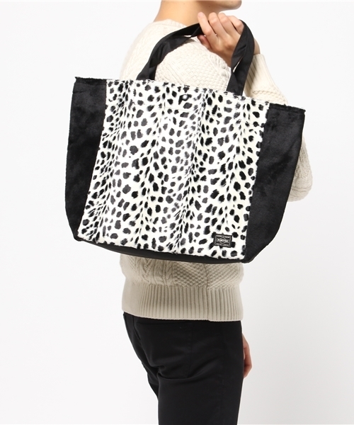 HEAD PORTER（ヘッドポーター）の「MOMBASA/SHOPPING BAG (L)（トートバッグ・メンズ・その他1/レオパード・FREE）」の9枚目の写真