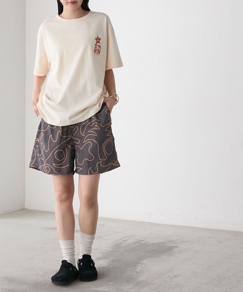 AMERIA ANDERSON(アメリアアンダーソン)の「【AMERIA ANDERSON】print T-shirt /グラフィックバックプリントビッグTシャツ(Tシャツ/カットソー・レディース・パープル/オフホワイト/ブラック・FREE)」の13枚目の写真