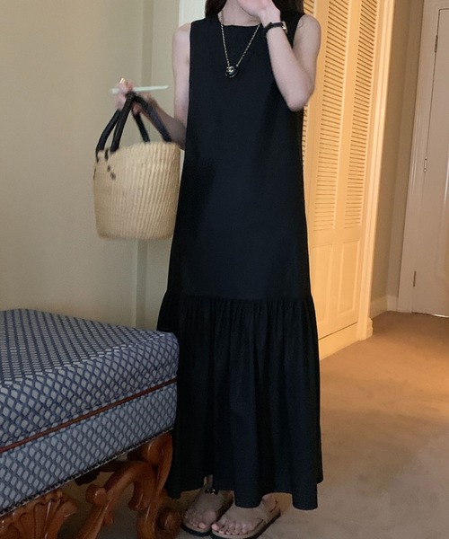 Doula Doula(ドゥーラドゥーラ)の「ノースリーブバックオープンワンピース(ワンピース・レディース・ブラック/ベージュ/カーキ・FREE)」の17枚目の写真