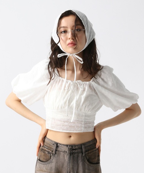 FOREVER 21（フォーエバー トゥエンティーワン）の「【2025SS】バブーシュカ付きオフショルブラウス（シャツ/ブラウス・レディース・オフホワイト/ブラック・FREE）」の10枚目の写真
