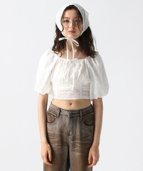 FOREVER 21（フォーエバー トゥエンティーワン）の「【2025SS】バブーシュカ付きオフショルブラウス（シャツ/ブラウス・レディース・オフホワイト/ブラック・FREE）」の14枚目の写真
