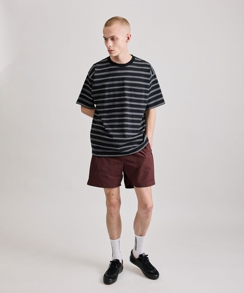 Saturdays NYC（サタデーズ ニューヨークシティ ）の「Border Stripe Relaxed SS Tee（Tシャツ/カットソー・メンズ・グレー/オフホワイト/ブラック・L/M/S/XL）」の8枚目の写真