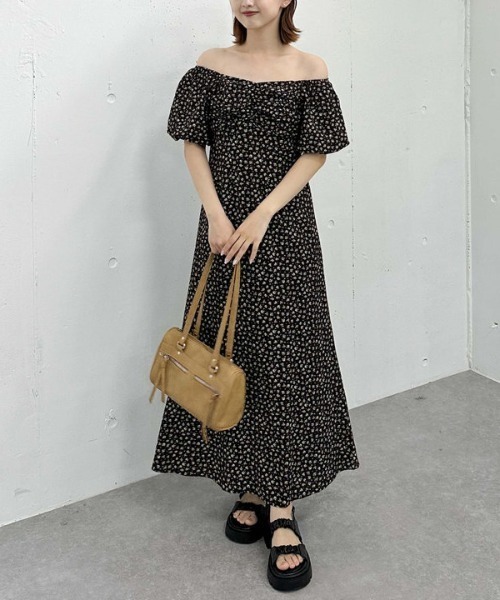 archives(アルシーヴ)の「小花柄2wayオフショルワンピース archives(アルシーヴ)の「小花柄2wayオフショルワンピース