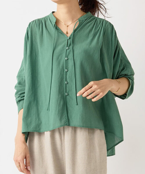 BEARDSLEY（ビアズリー）の「コットンシフォンギャザーシャツ（シャツ