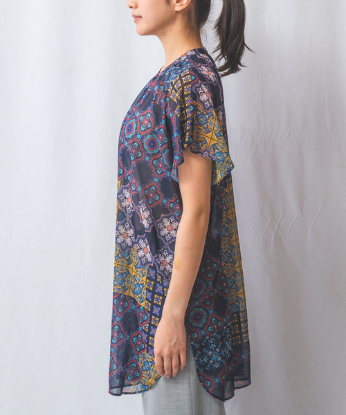 NARACAMICIE（ナラカミーチェ）の「【NARACAMICIE】タイル柄シフォンテントライン半袖ブラウス（シャツ/ブラウス・レディース・ネイビー・XL/M）」の4枚目の写真