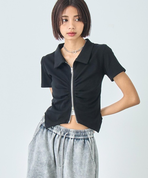 ANAP(アナップ)の「ギャザー ZIP 半袖 トップス(Tシャツ/カットソー・レディース・ブラウン/ホワイト/ブラック・FREE)」の7枚目の写真