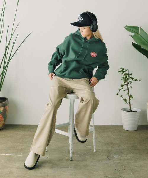 PLEASURES（プレジャー）の「PLEASURES/プレジャーズ SWISHA HOODIE フーディー オーバーサイズ 裏起毛（パーカー・メンズ・グリーン・XL）」の3枚目の写真