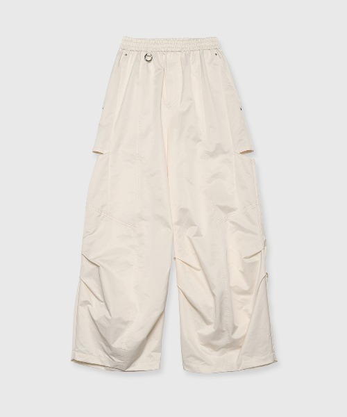 JOSE MOON(ジョゼムーン)の「SIDE TUCK TAFFETA PANTS/サイドタックタフタパンツ(その他パンツ・レディース・ブラック/ホワイト・FREE)」の16枚目の写真