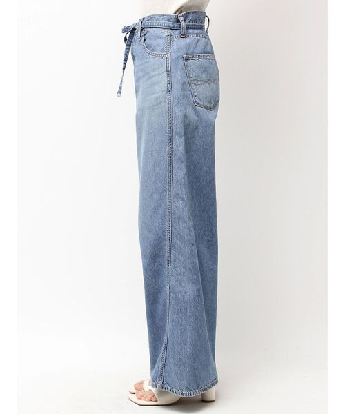 Ungrid(アングリッド)の「ウエストベルトデザインデニム(デニムパンツ・レディース・ブルー・26inch/25inch/24inch)」の11枚目の写真