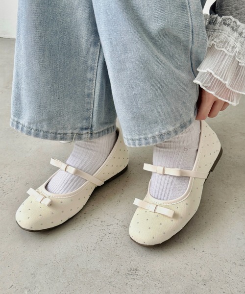 SOLLON.(ソルロン)の「ダブルリボンドットパンプス(バレエシューズ・レディース・ブラック/アイボリー/ミント/ブラック系その他・23.5cm/24.5cm)」の8枚目の写真