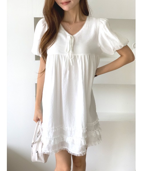 MINS MINIS(ミンスミニス)の「ギャザーレースフリルミニワンピース(ワンピース・レディース・アイボリー・FREE)」の17枚目の写真