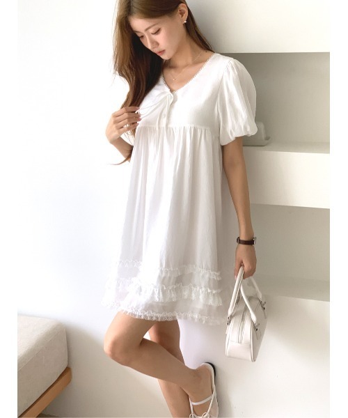 MINS MINIS(ミンスミニス)の「ギャザーレースフリルミニワンピース(ワンピース・レディース・アイボリー・FREE)」の10枚目の写真