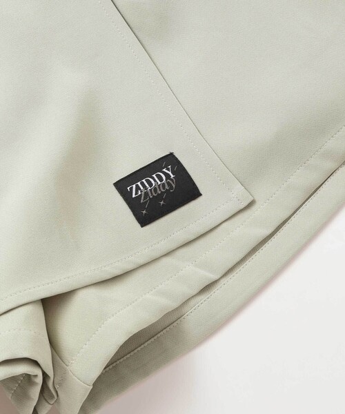 ZIDDY（ジディ）の「フラップショートパンツ（スカート・キッズ・グリーン/ブラック・140cm/150cm/130cm/FREE）」の16枚目の写真