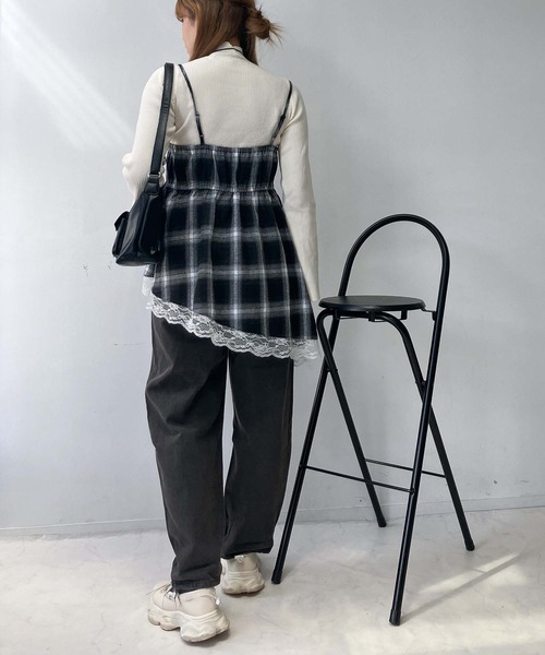 AS KNOW AS plus(アズノゥアズプラス)の「●アソート柄 ティアードキャミチュニック(チュニック・レディース・ホワイト系/ホワイト系1/ブラウン系その他/ブルー系その他/ブラック系その他2/ブルー系その他2/ブラウン系その他2/ブラウン系その他3/レッド系その他3/ブルー系その他3・FREE)」の18枚目の写真