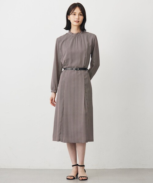 J.PRESS（ジェイプレス）の「デシンハウンドトゥースプリント ワンピース（ワンピース・レディース・ネイビー系3/ブラウン系3・11/9）」の8枚目の写真