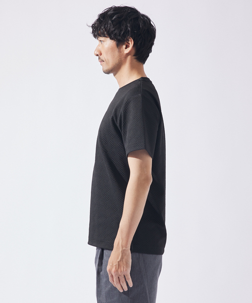 ABAHOUSE GRAY(アバハウスグレイ)の「ジオメトリック柄 クルーネック 半袖 Tシャツ(Tシャツ/カットソー・メンズ・グレイッシュベージュ/サックスブルー/ブラック/ホワイト/ネイビー・48/46)」の7枚目の写真