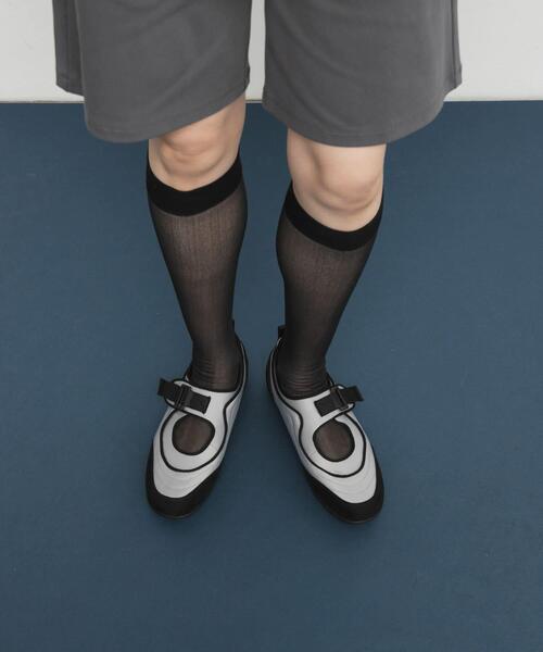 KBF(ケイビーエフ)の「抗菌防臭メリージェーンスニーカー(スニーカー・レディース・ブラック/ライトグレー・38/36/37)」の14枚目の写真