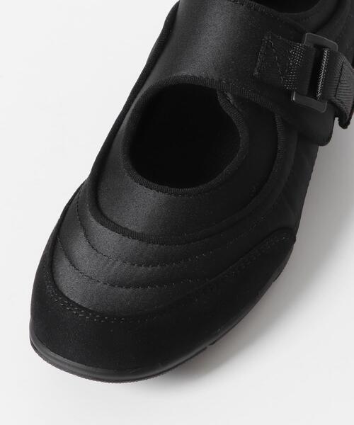 KBF(ケイビーエフ)の「抗菌防臭メリージェーンスニーカー(スニーカー・レディース・ブラック/ライトグレー・38/36/37)」の8枚目の写真