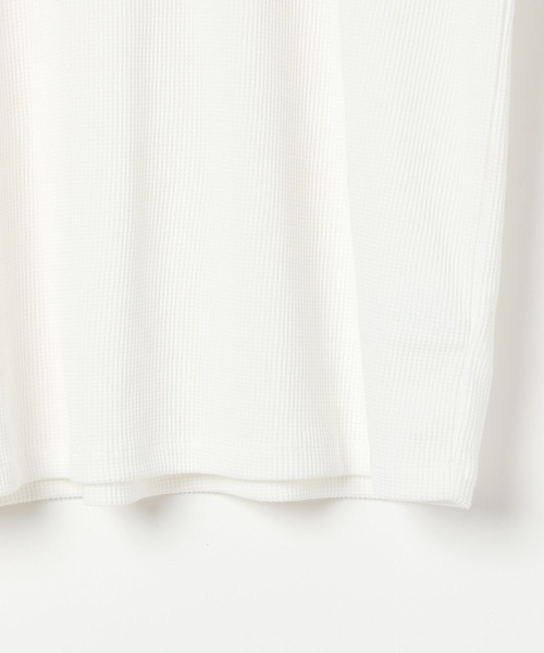 ALAND（エーランド）の「【UNISEX】ALAND／Aヘンリーネック半袖T（Tシャツ/カットソー・レディース・ブラック/オフホワイト・LARGE/SMALL）」の6枚目の写真