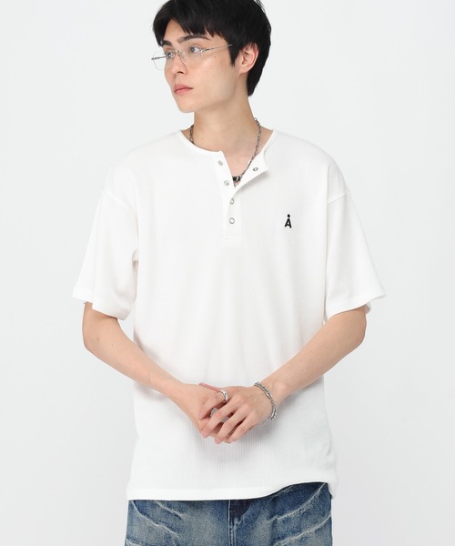 ALAND（エーランド）の「【UNISEX】ALAND／Aヘンリーネック半袖T（Tシャツ/カットソー・レディース・ブラック/オフホワイト・LARGE/SMALL）」の13枚目の写真