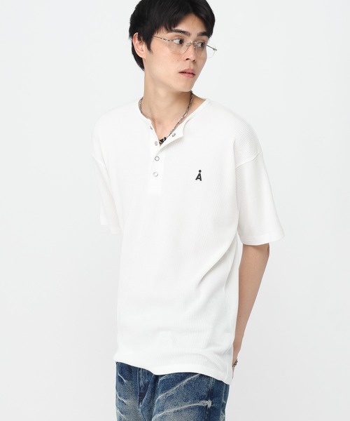 ALAND（エーランド）の「【UNISEX】ALAND／Aヘンリーネック半袖T（Tシャツ/カットソー・レディース・ブラック/オフホワイト・LARGE/SMALL）」の14枚目の写真