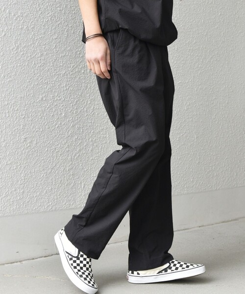 SHIPS any（シップス エニィ）の「SHIPS any:〈撥水/軽量/ストレッチ〉SOLOTEX(R) シアサッカー セミワイド イージーパンツ(セットアップ対応)25SS◇◇（その他パンツ・メンズ・ブラウン/ネイビー/その他/ブラック・SMALL/LARGE/MEDIUM）」の8枚目の写真