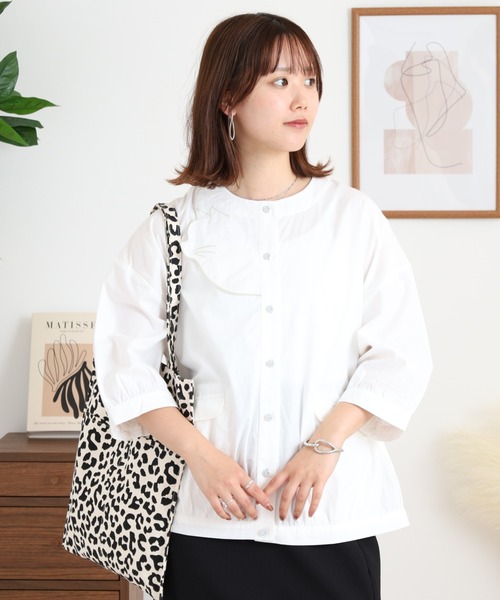 Emago(イマゴ)の「EMAGO ネコ刺繍カーデ(カーディガン/ボレロ・レディース・ネイビー/ホワイト/チャコールグレー・FREE)」の2枚目の写真
