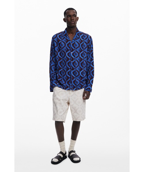 Desigual(デシグアル)の「ジオメトリックプリント長袖シャツ ブラックブルー(シャツ/ブラウス・メンズ・ブルー・M/L/S/XL)」の5枚目の写真
