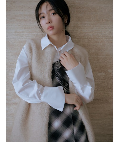 FRAY I.D（フレイアイディー）の「トリプルフープイヤリング（イヤリング・レディース・ゴールド/シルバー・F）」の3枚目の写真