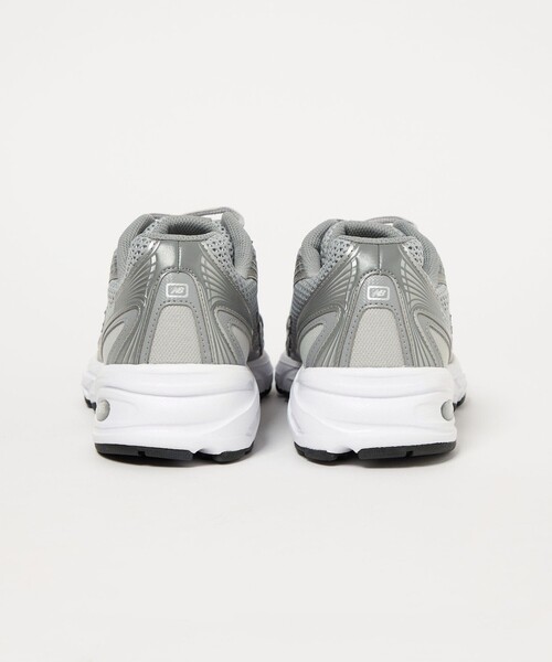 スニーカー New Balance U740 5FT2340 New Balance U740 スニーカー | グレー | FARFETCH JP