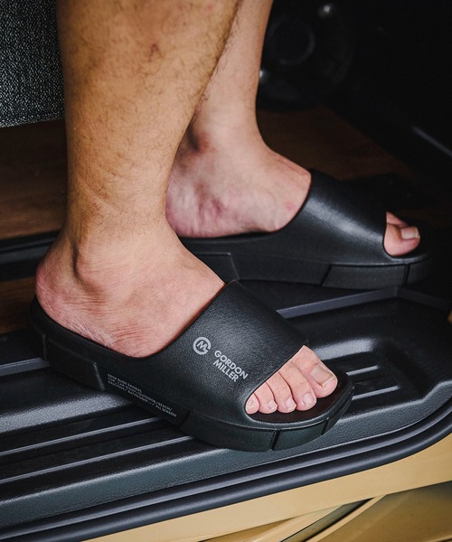 GORDON MILLER(ゴードンミラー)の「GORDON MILLER EDGE SLIDE SANDAL(サンダル・メンズ・ブラック・FREE)」の4枚目の写真