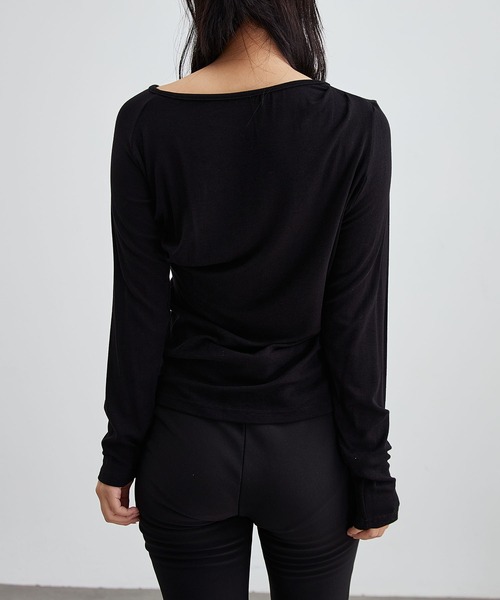 Lace Ladies（レースレディース）の「ソリッドカラー アシンメトリー オフショル 長袖 プルオーバー（Tシャツ/カットソー・レディース・ブラック/ホワイト/ダークグレー・FREE/S）」の8枚目の写真