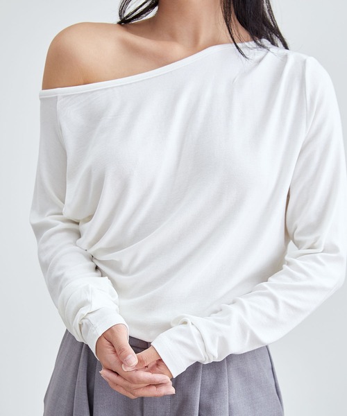 Lace Ladies（レースレディース）の「ソリッドカラー アシンメトリー オフショル 長袖 プルオーバー（Tシャツ/カットソー・レディース・ブラック/ホワイト/ダークグレー・FREE/S）」の14枚目の写真