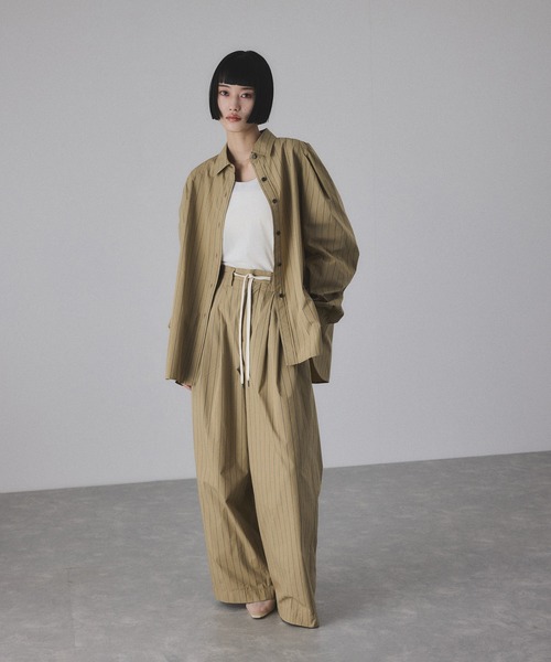 ADAM ET ROPE'（アダムエロペ）の「タックスリーブシャツ（シャツ/ブラウス・レディース・サックスブルー/ベージュ系その他・FREE）」の13枚目の写真