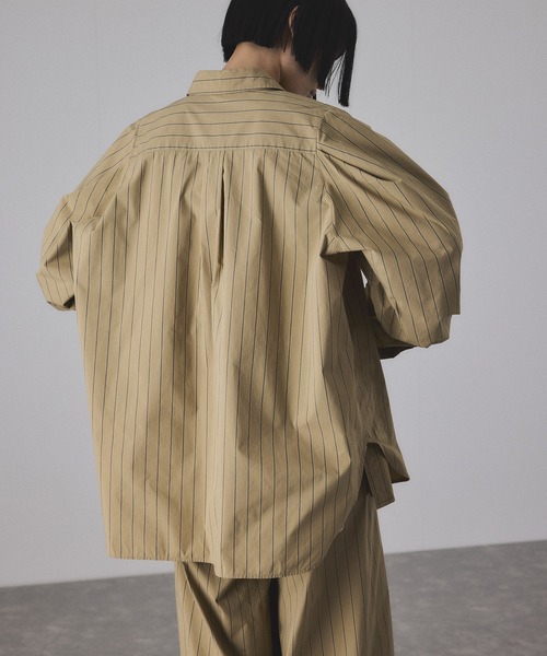 ADAM ET ROPE'（アダムエロペ）の「タックスリーブシャツ（シャツ/ブラウス・レディース・サックスブルー/ベージュ系その他・FREE）」の18枚目の写真