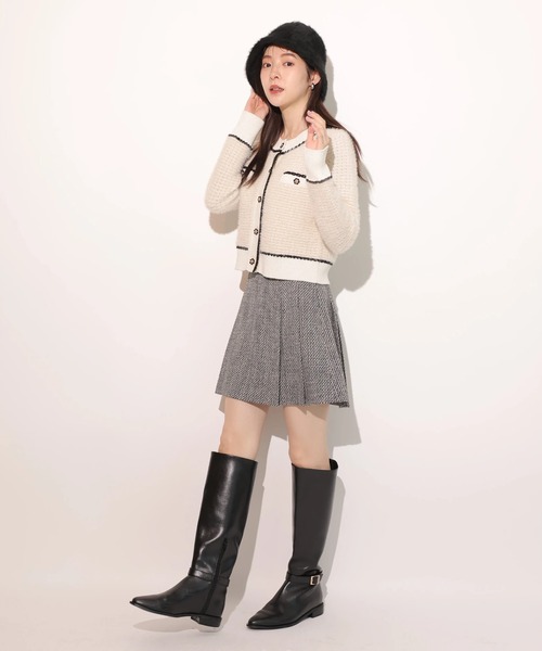Rirandture(リランドチュール)の「柄編みふわふわニットジャケット(ニット/セーター・レディース・レッド/ホワイト/モカ/ピンク/ブラック・2)」の11枚目の写真