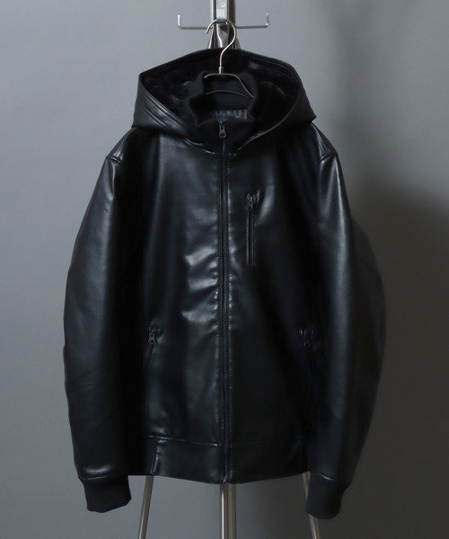 ANPAS(アンパス)の「Faux Leather Hooded Jacket with Boa Lining/フェイクレザー 2WAY フーデッド裏ボアジャケット/パーカー/フード脱着可/アウター メンズ レディース(ブルゾン・メンズ・ブラック/ブラック系その他/ブラウン系その他・LL/M/L)」の9枚目の写真
