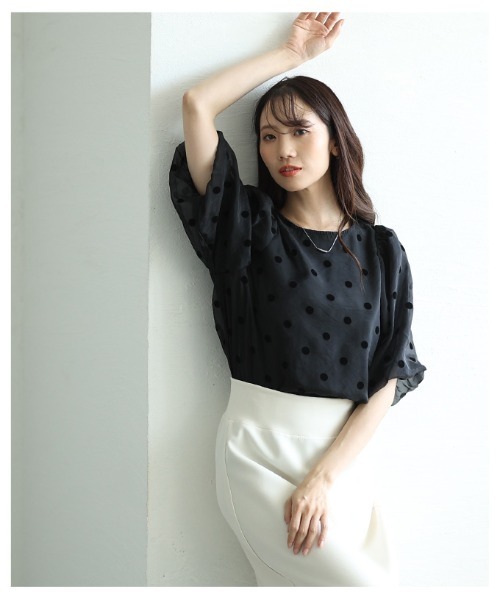 Sawa a la mode（サワアラモード）の「シアードットレイヤードパフスリーブトップス（シャツ/ブラウス・レディース・ホワイト/ブラック・FREE）」の8枚目の写真