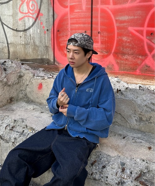 ADAMASTE（アダマスト）の「Double Zip-Up Short Hoodie - ダブル