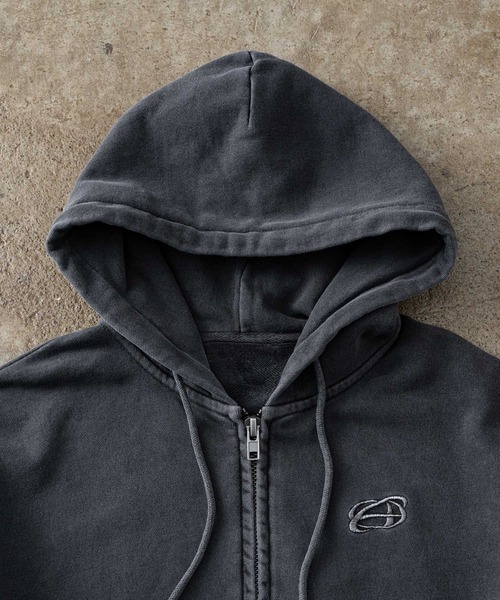 ADAMASTE 短丈ジップパーカーフーディー　ダーク　完売品 ADAMASTE 短丈ジップパーカーフーディー ダーク 完売品 - メルカリ