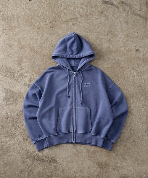 ADAMASTE（アダマスト）の「pigment double zip hoodie